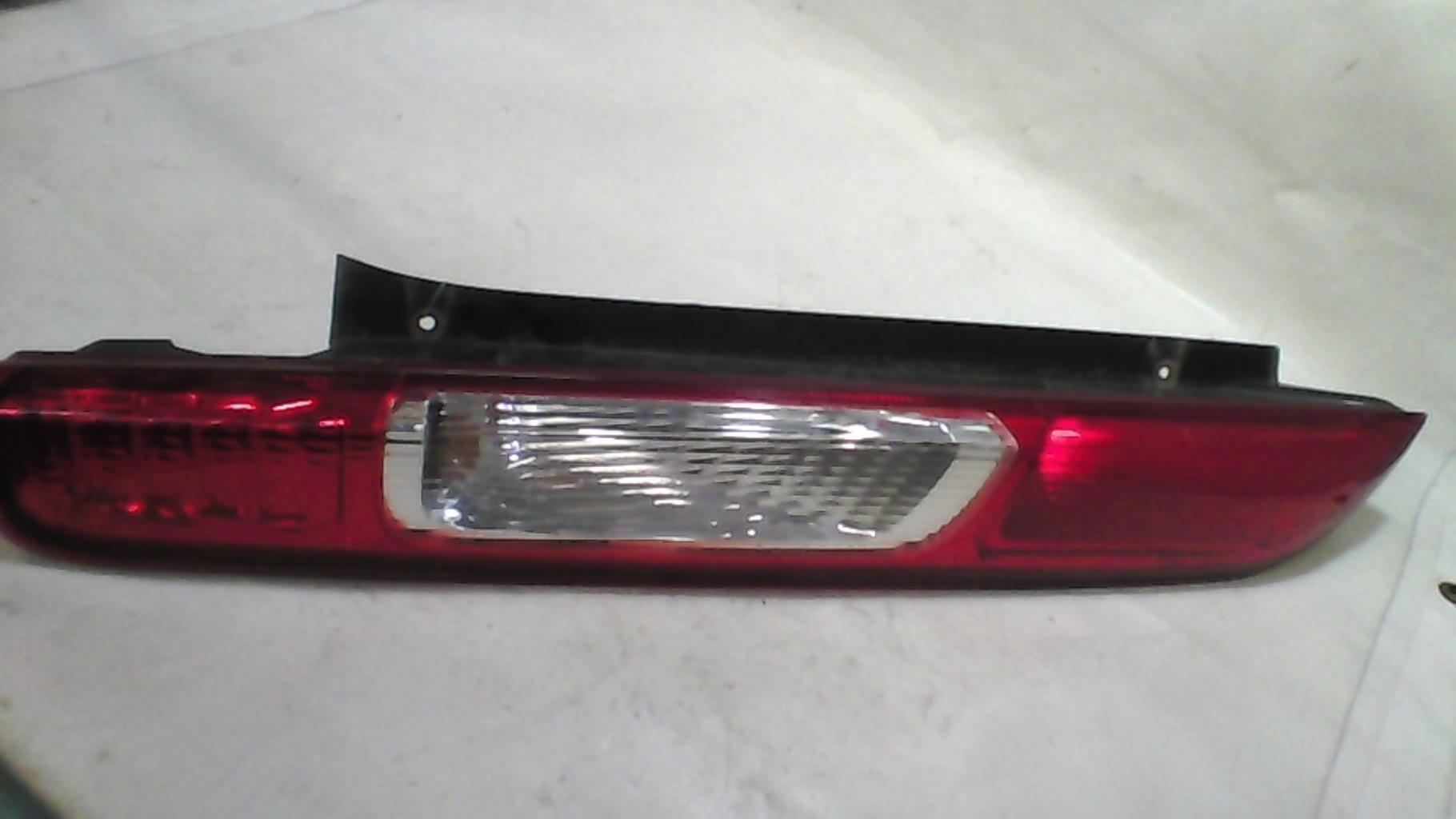 Fanale posteriore principale sinistro (luci) FORD FOCUS 2 PHASE 1 Diésel - 1