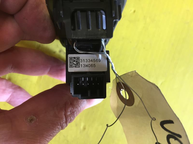 Interruttore lavacristalli posteriore destro VOLVO V 40 2 PHASE 1 BREAK Diésel - 1