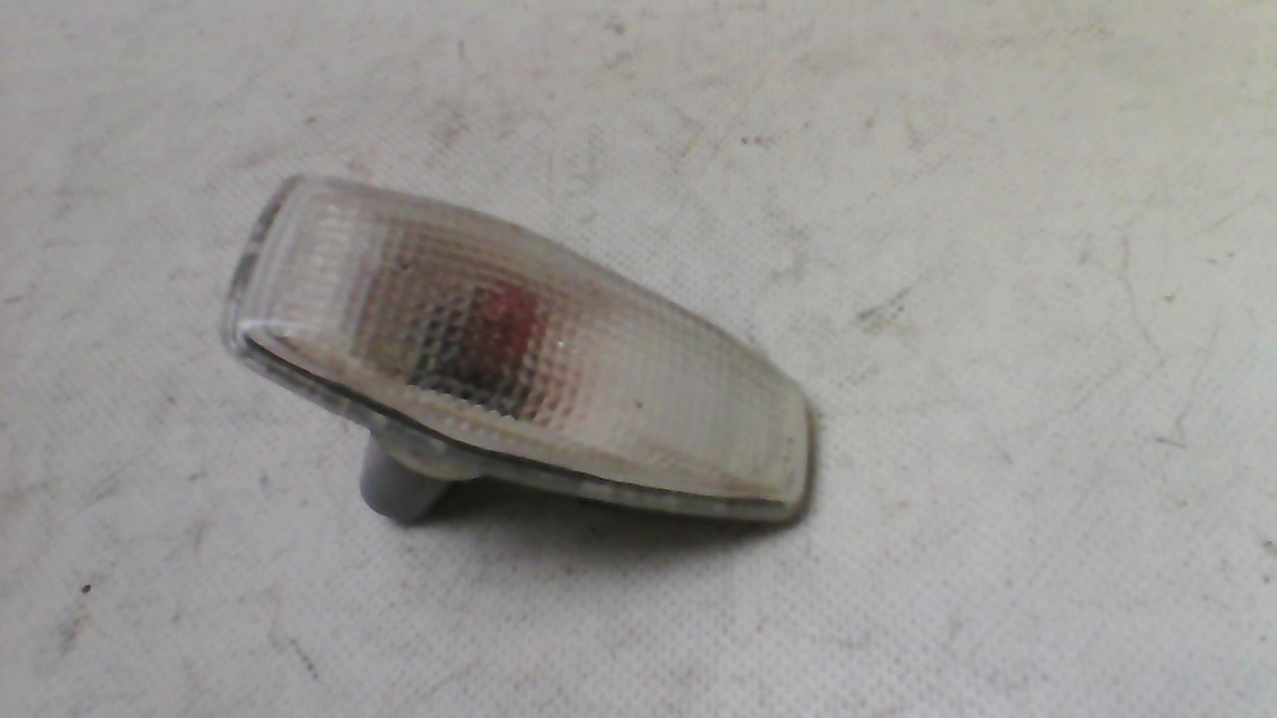Ripetitore lampeggiante anteriore sinistro (Luci) HYUNDAI GETZ PHASE 2 Diésel - 1