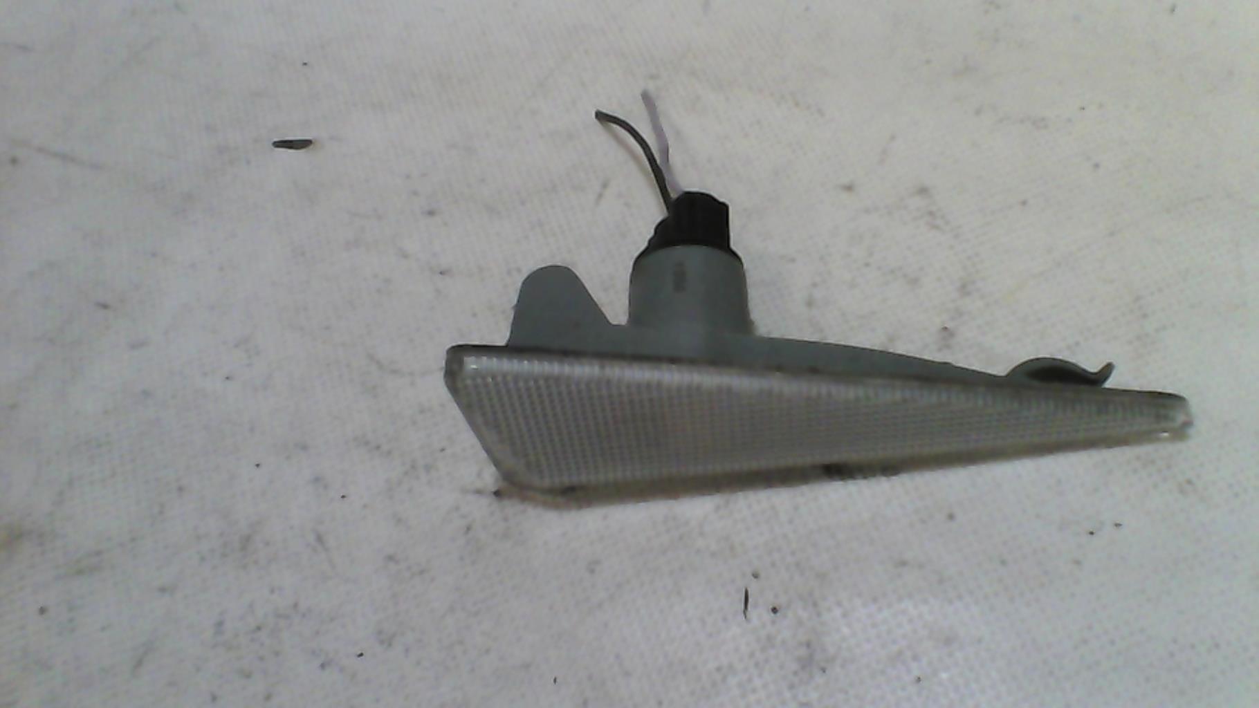 Ripetitore lampeggiante anteriore sinistro (Luci) RENAULT ESPACE 4 PHASE 2 Diésel - 1
