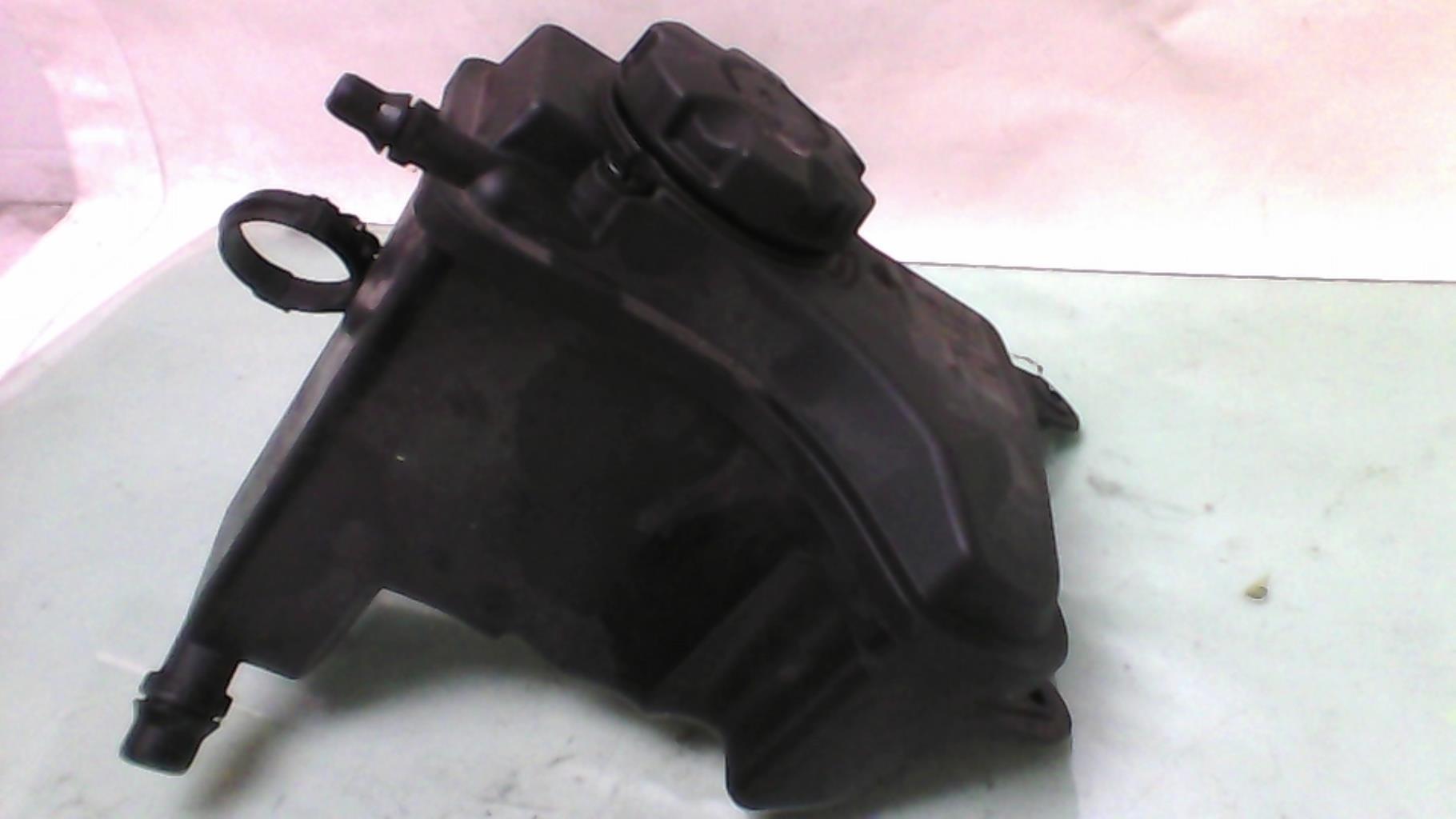 Vase d'expansion BMW SERIE 1 E87 PHASE 1 Diesel - 1