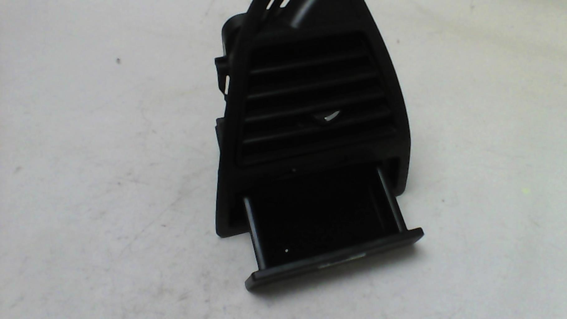 Bocchetta aerazione cruscotto anteriore destra CITROEN C4 1 PHASE 1 Diésel - 1