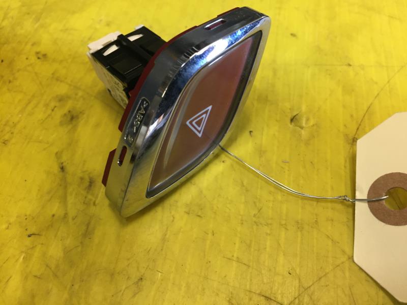 Bouton de warning CITROEN C3 2 PHASE 1 Essence - 1