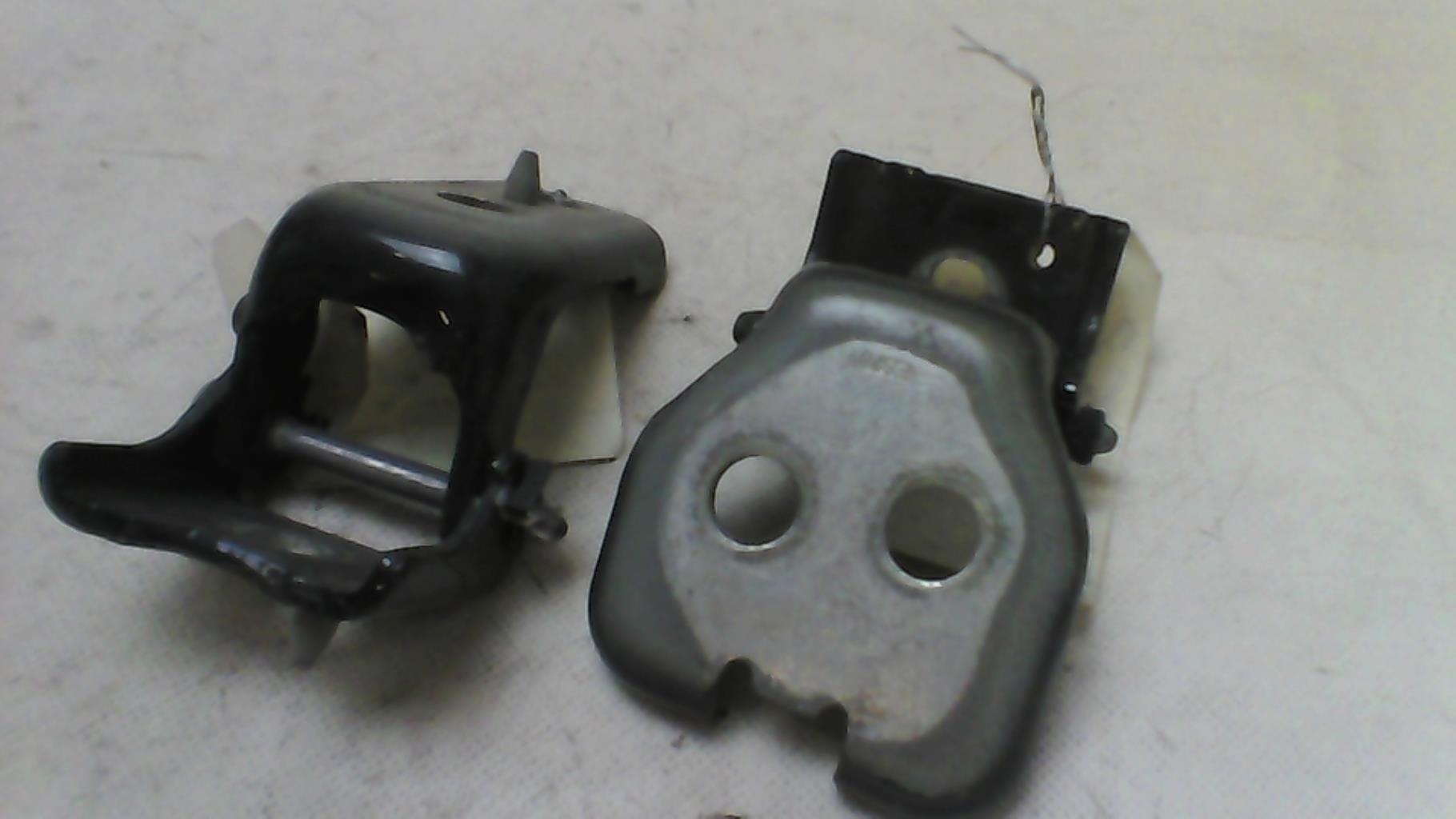 Cerniera portiera posteriore sinistra PEUGEOT 3008 1 PHASE 2 Diésel - 1