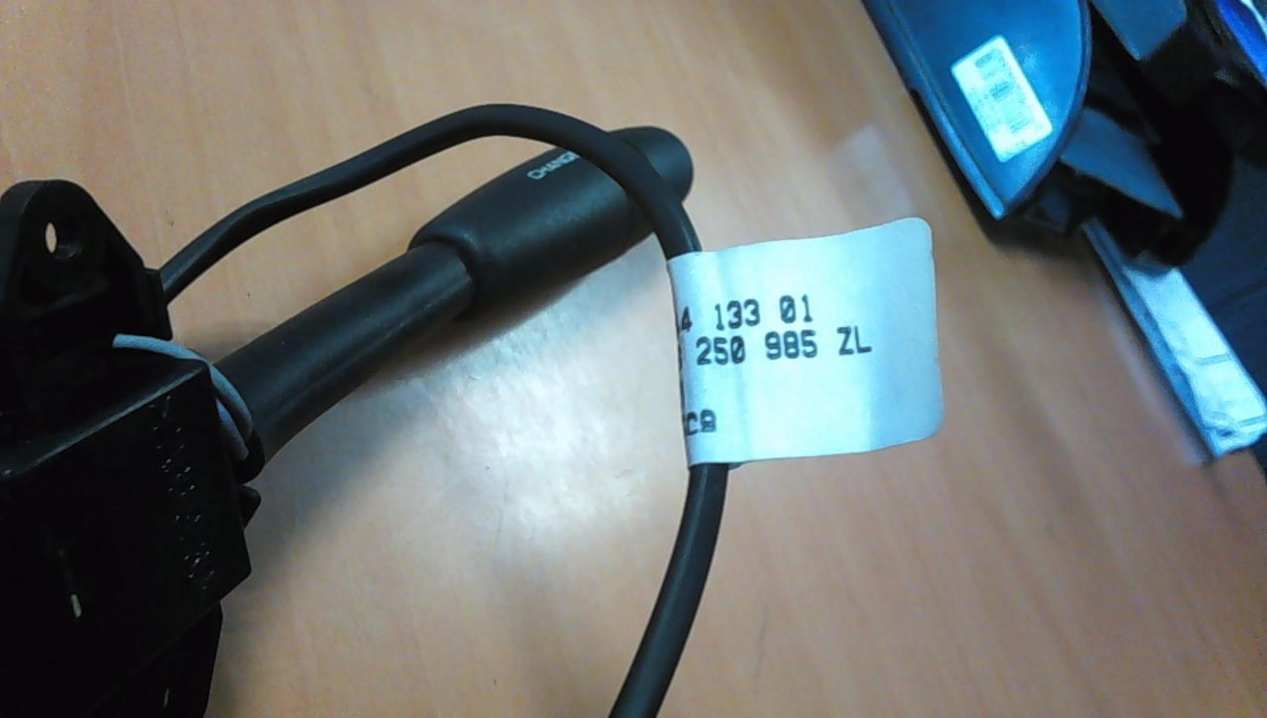Commande autoradio PEUGEOT 206 PHASE 1 Essence - 1