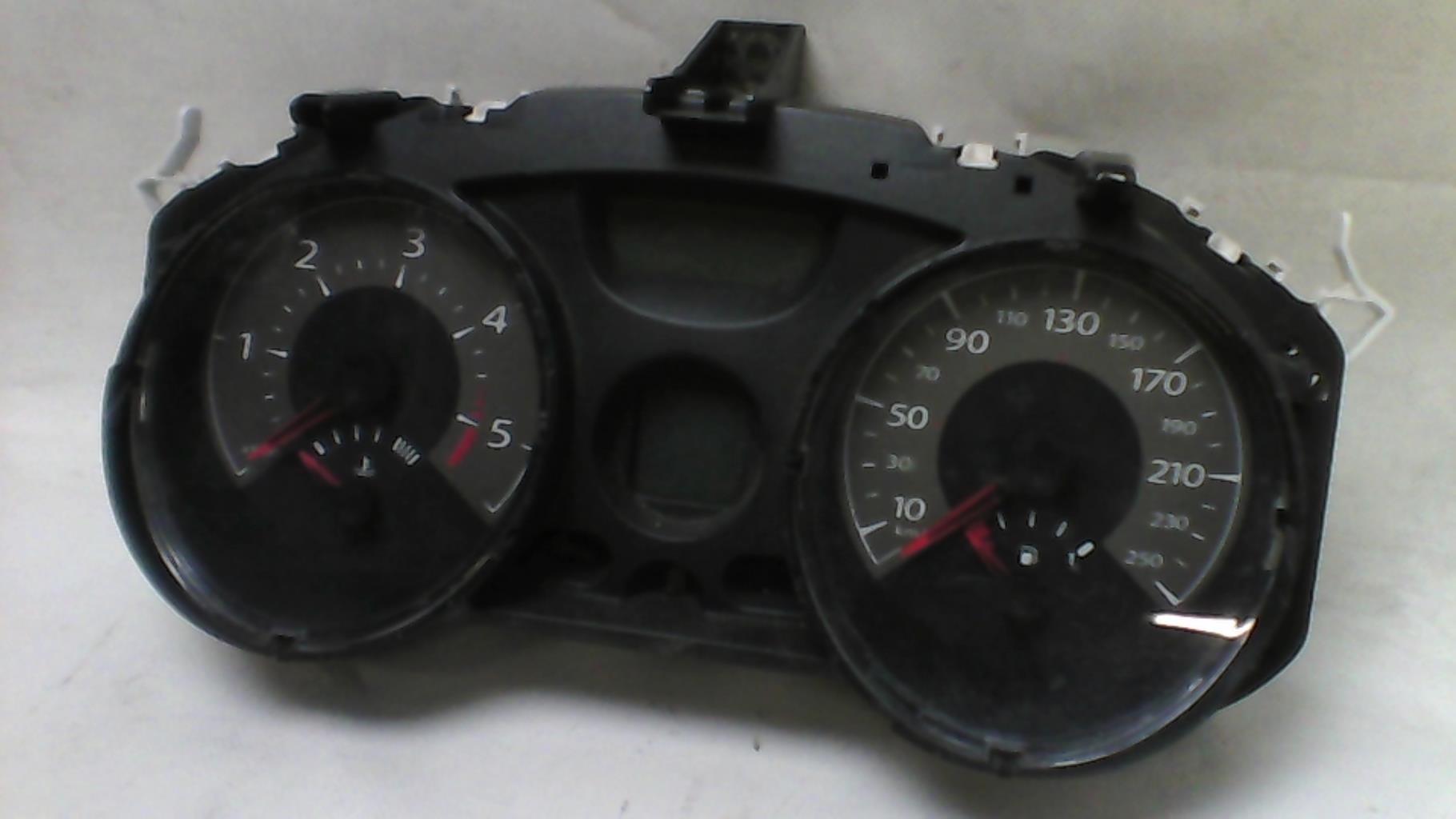 Compteur RENAULT MEGANE 2 PHASE 2 BREAK Diesel - 1