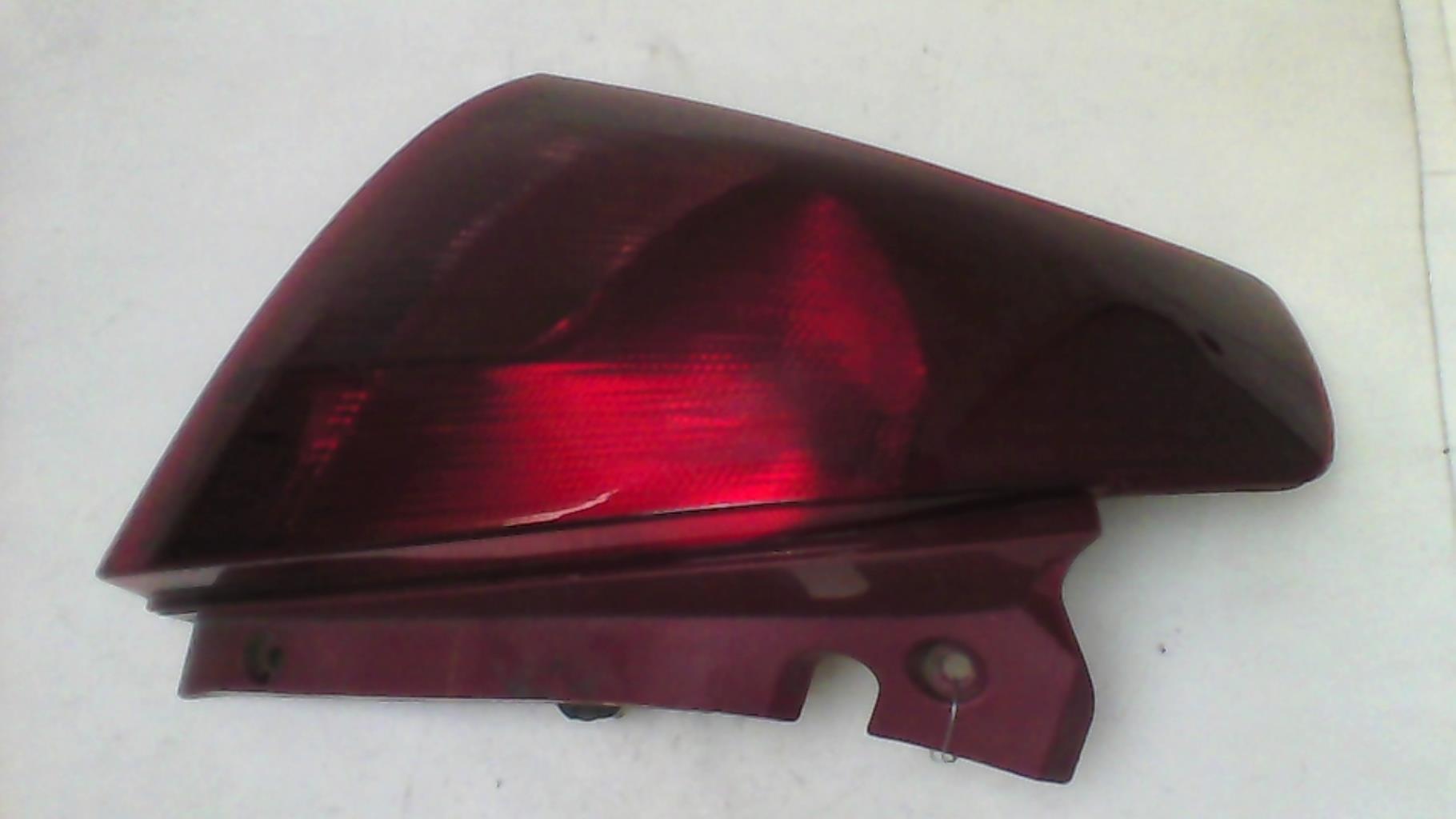 Fanale posteriore principale sinistro (luci) SUZUKI SWIFT 3 Diésel - 1