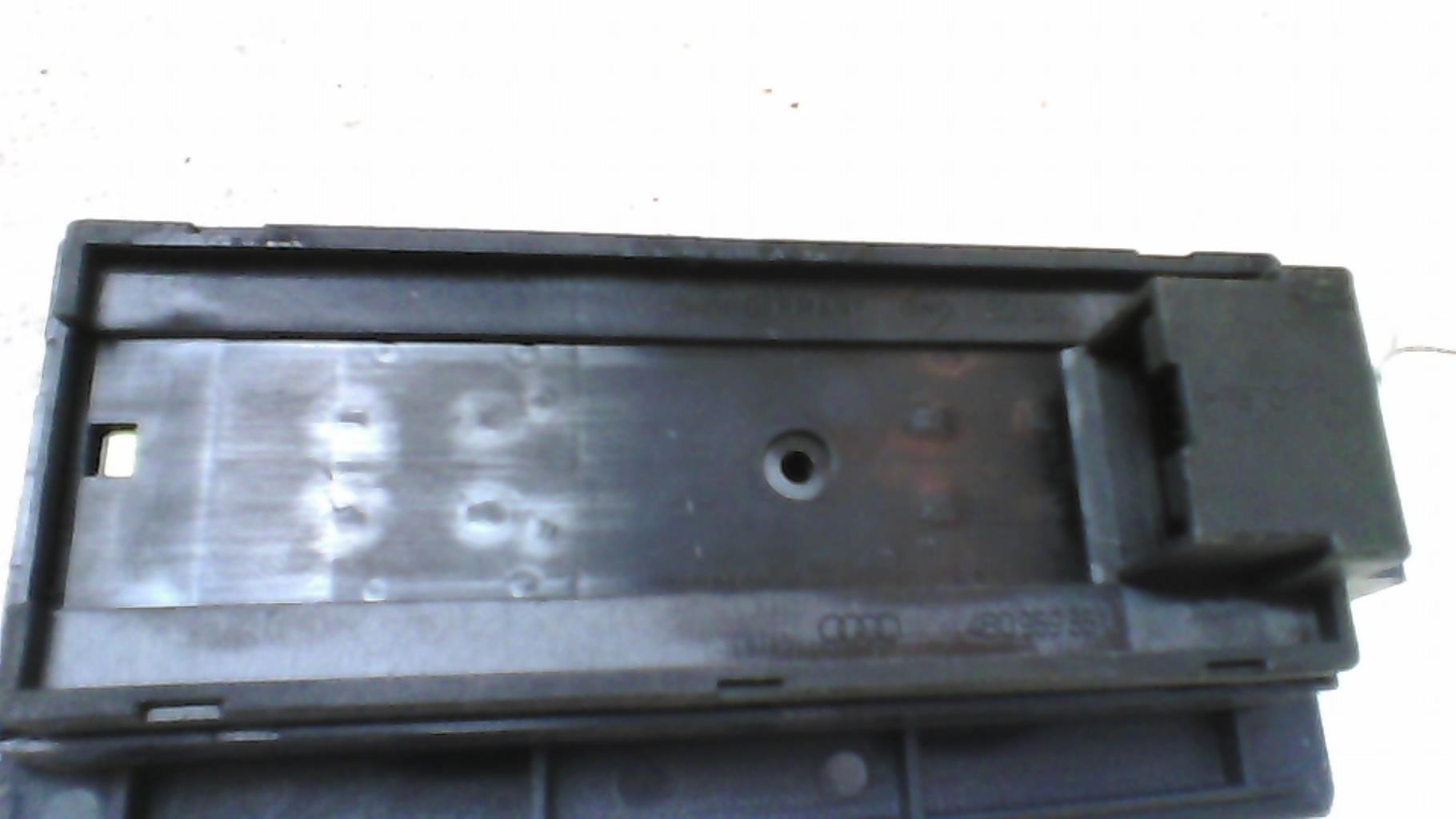 Interruptor de elevalunas AUDI A6 2 PHASE 1 Diésel - 1