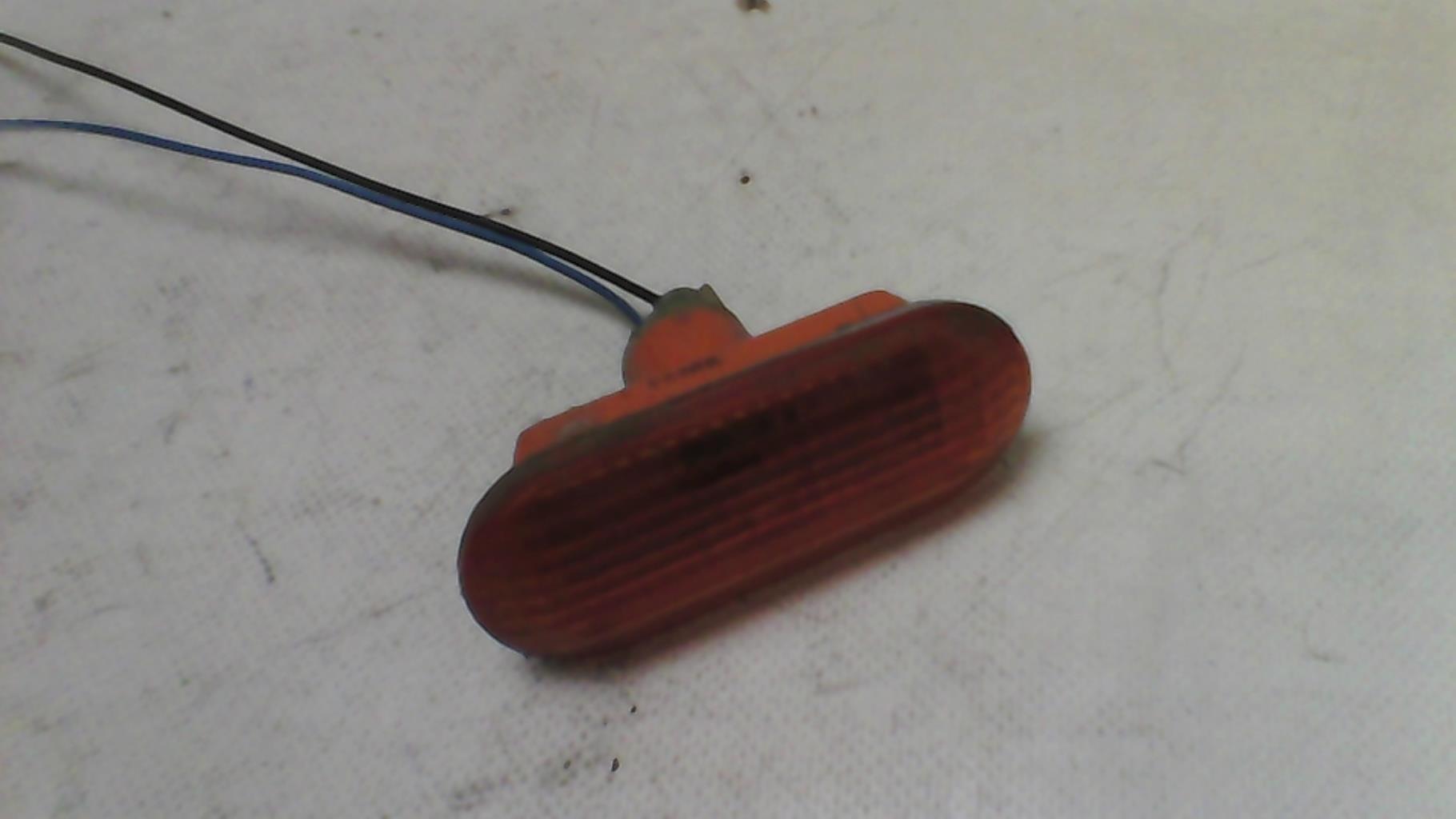 Ripetitore lampeggiante anteriore destro (Luci) FORD FIESTA 5 PHASE 1 Gasolina - 1