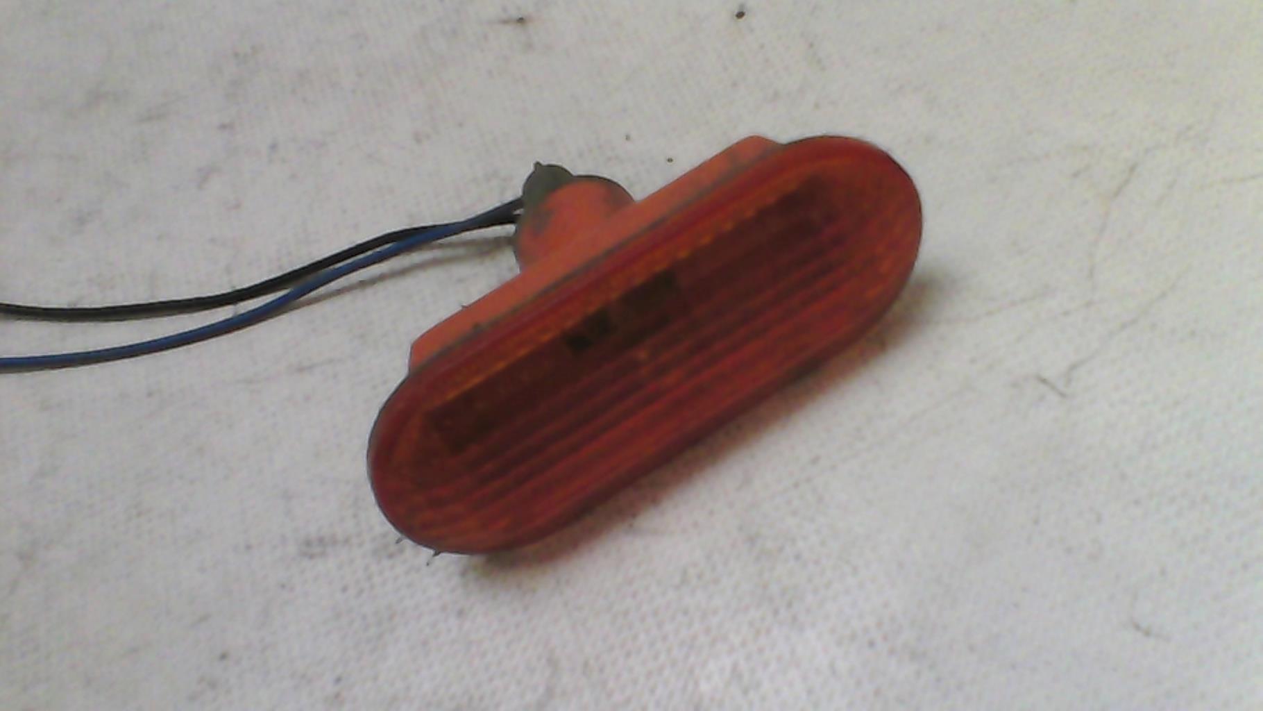 Ripetitore lampeggiante anteriore sinistro (Luci) FORD FIESTA 5 PHASE 1 Gasolina - 1