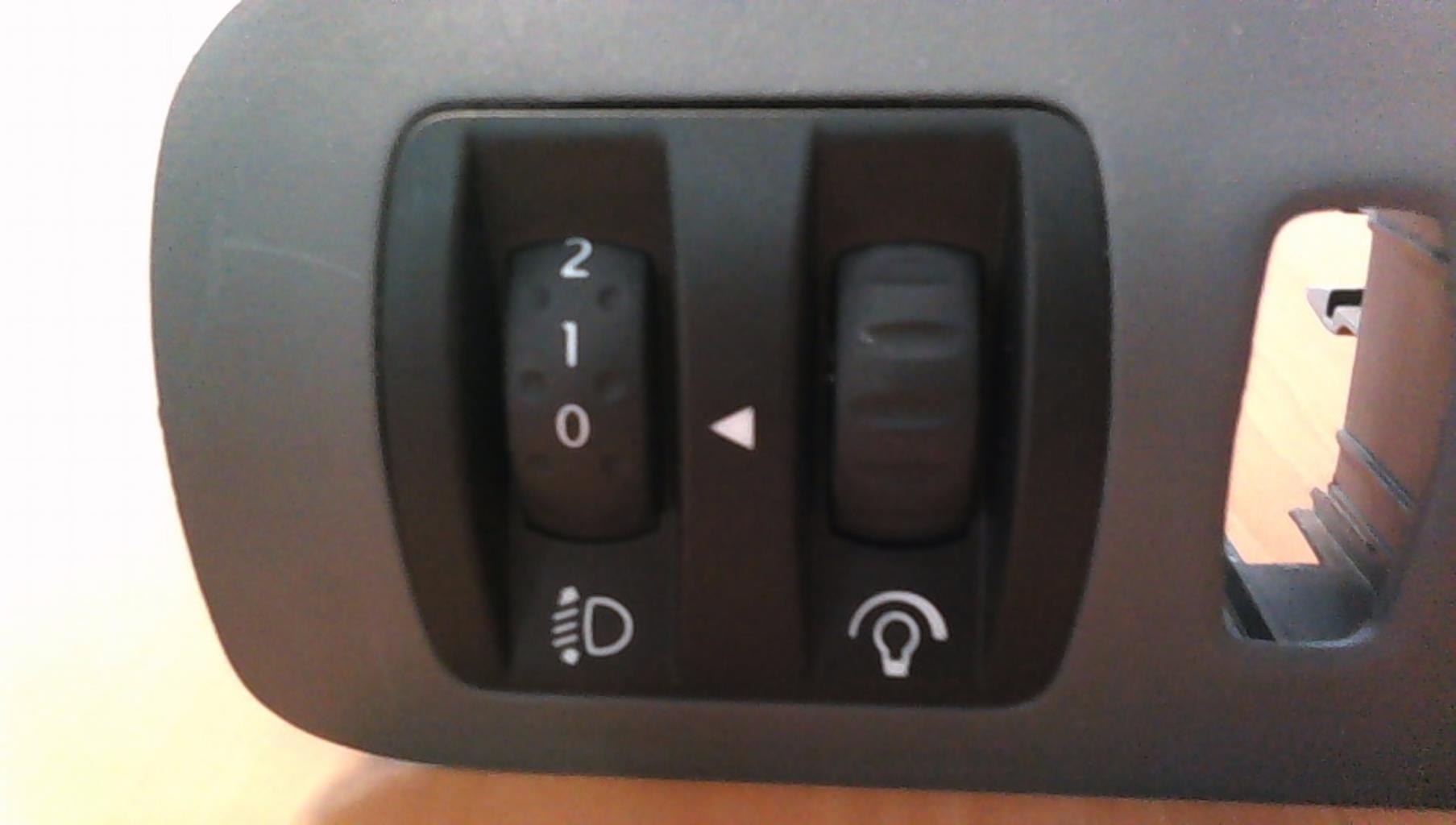 Commande de reglage hauteur de phare RENAULT SCENIC 2 PHASE 2  - 1