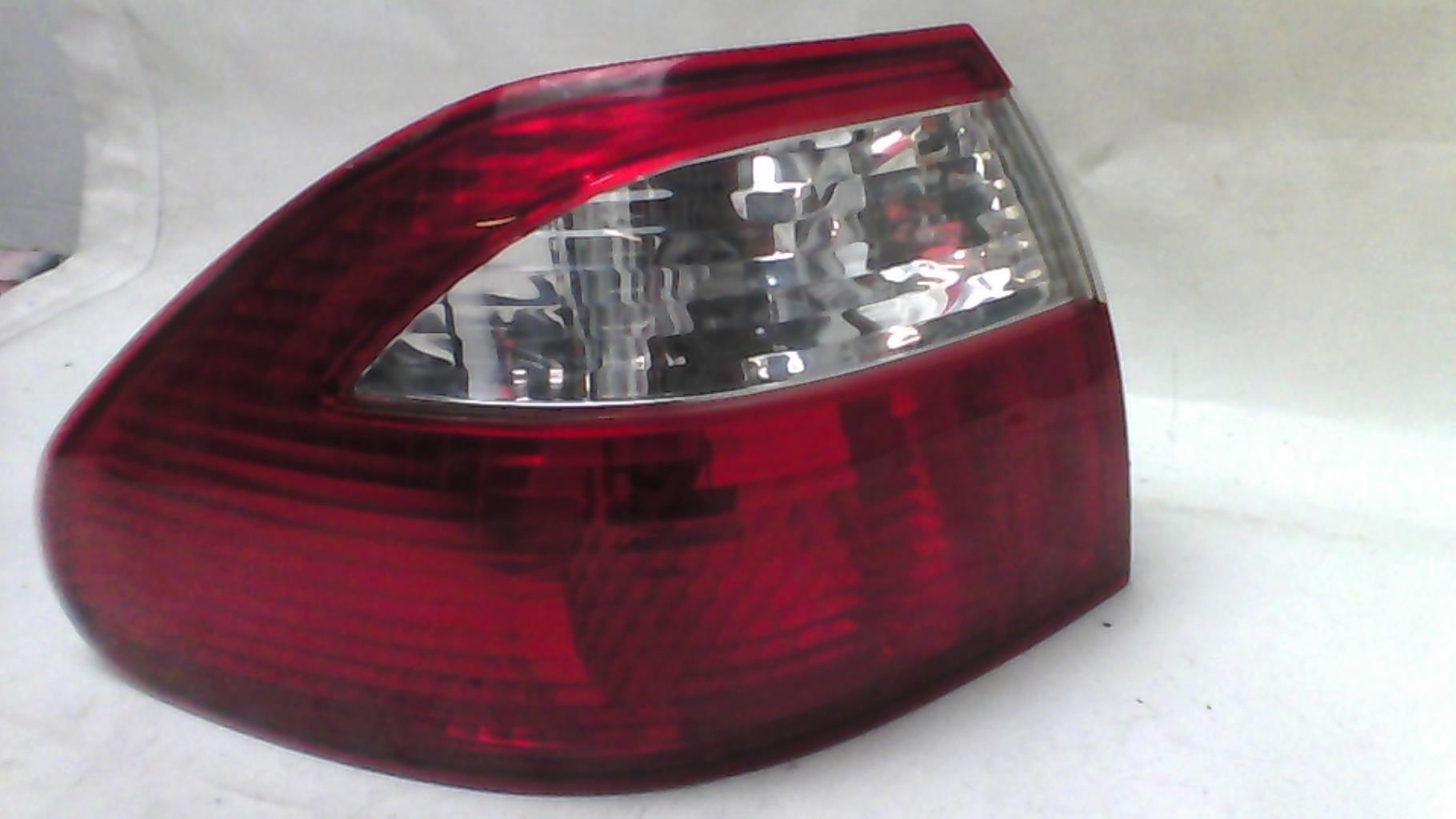 Fanale posteriore principale sinistro (luci) MAZDA 626 4 PHASE 2 Diésel - 1
