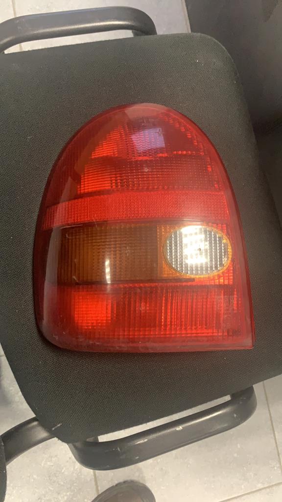 Fanale posteriore principale sinistro (luci) OPEL CORSA B PHASE 2 Gasolina - 1