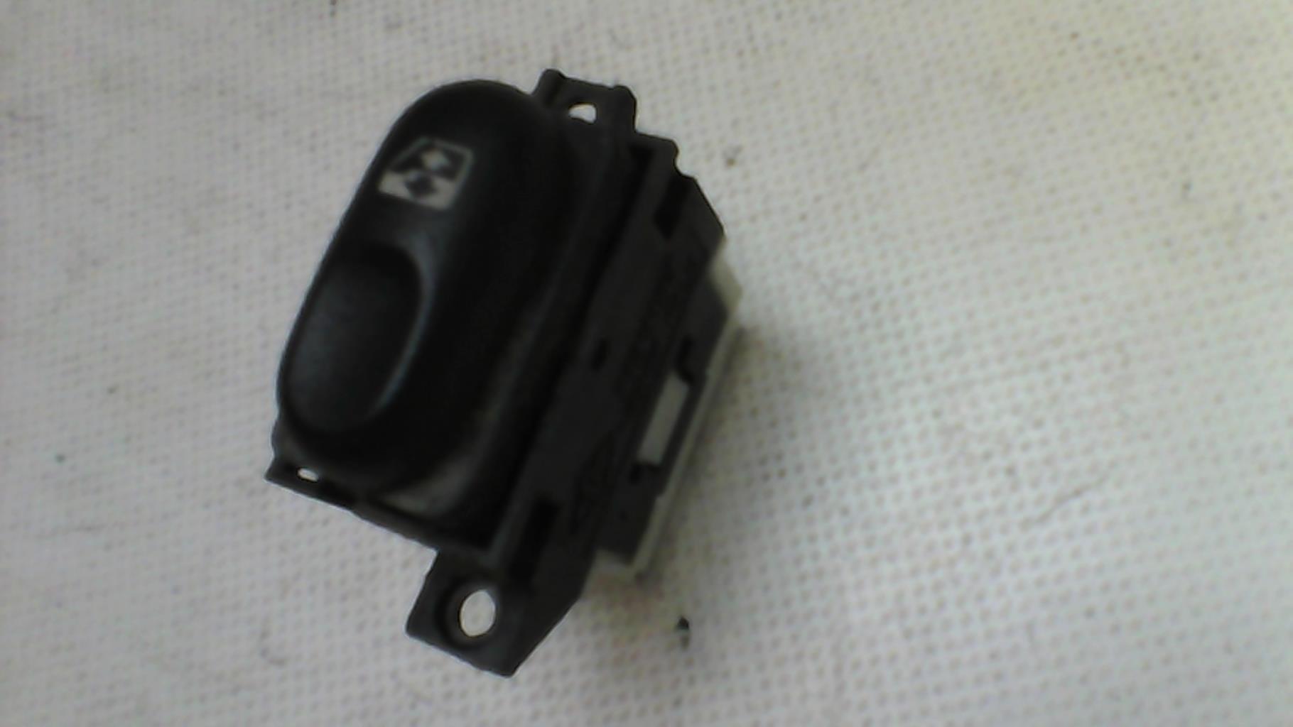 Interruptor de elevalunas RENAULT LAGUNA 1 PHASE 2 Diésel - 1