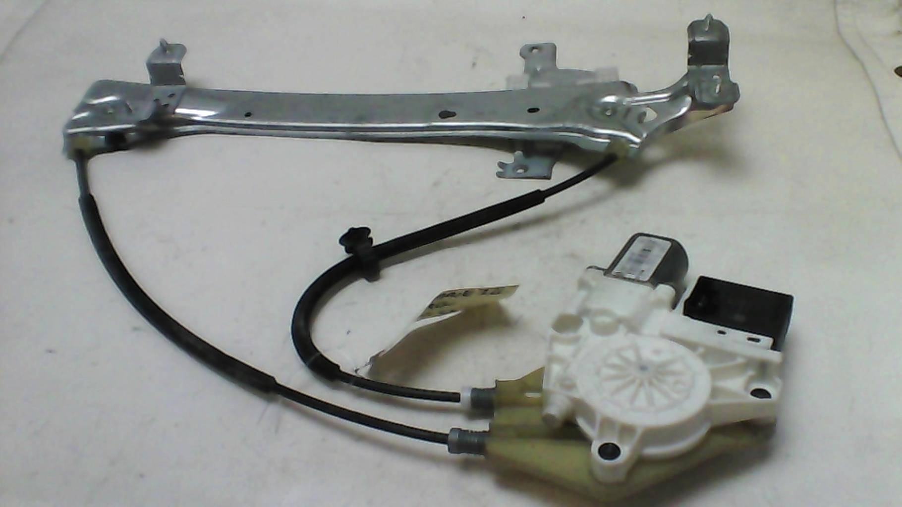 Alzacristalli elettrico posteriore sinistro RENAULT MEGANE 3 PHASE 1 Diésel - 1
