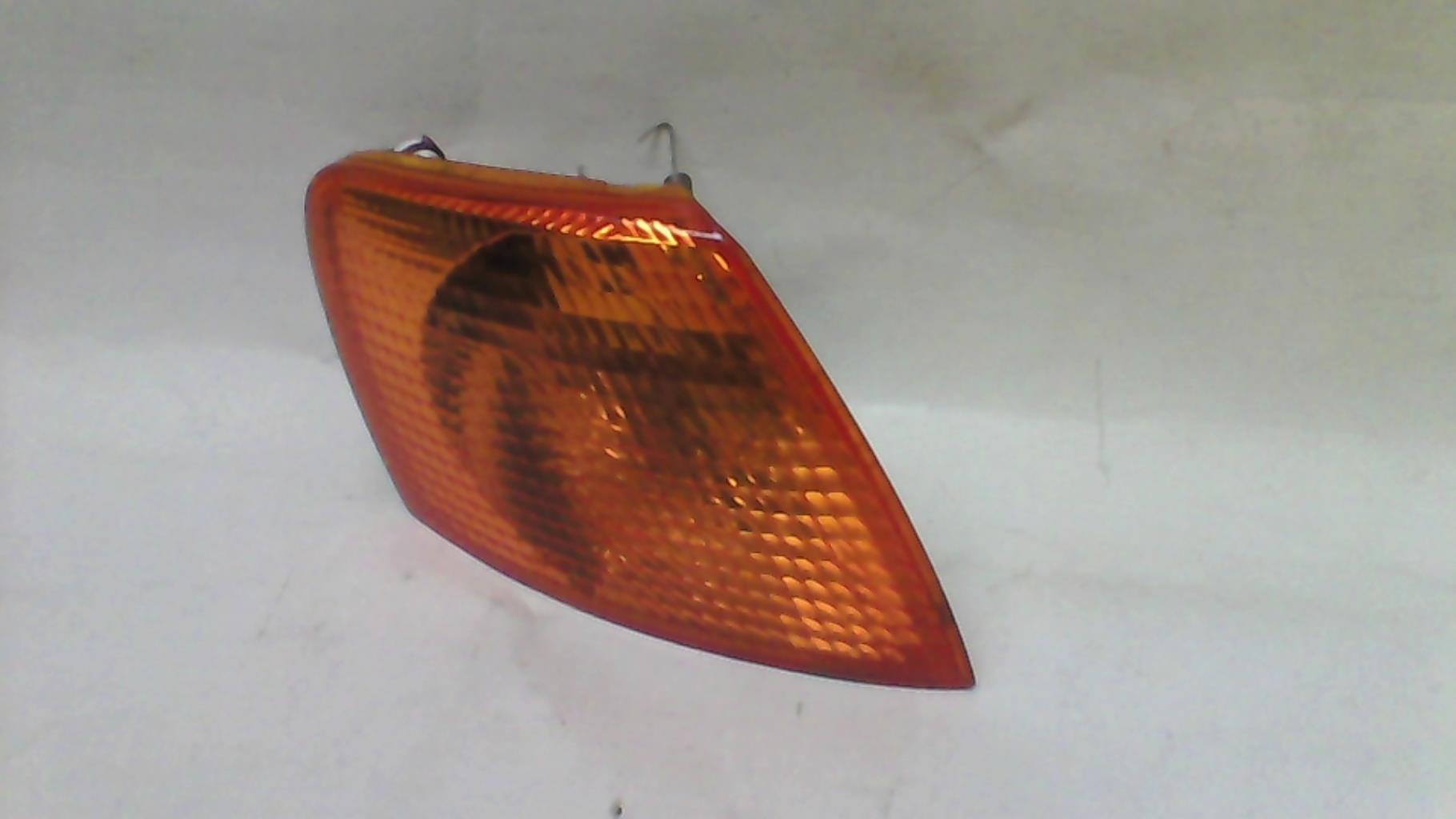 Gruppo ottico anteriore secondario destro (luci)(freccia) VOLKSWAGEN PASSAT 4 PHASE 1 Diésel - 1