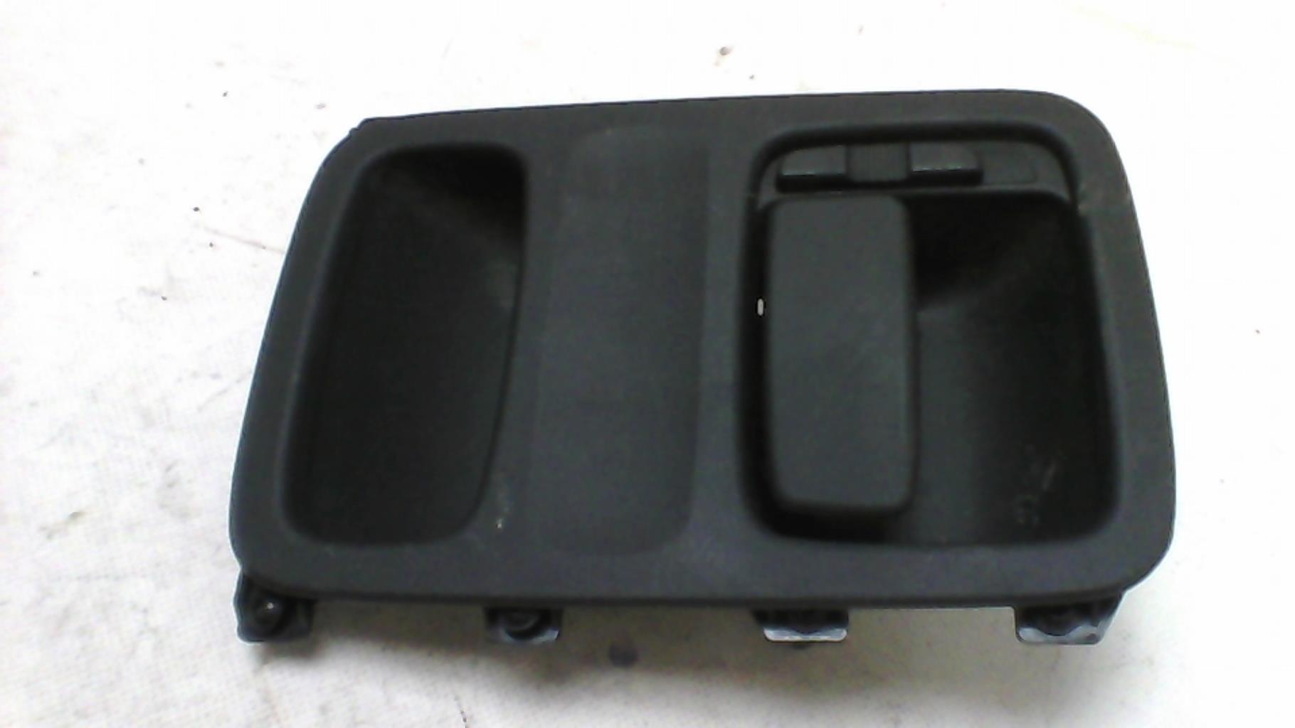 Maniglia interna porta bagagliaio destra MERCEDES VITO 639 PHASE 2 Diésel - 1