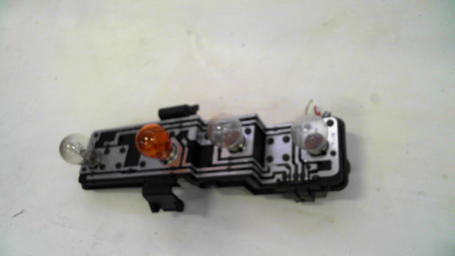 Base portalampade fanale posteriore destro CITROEN XSARA PICASSO Diésel - 1