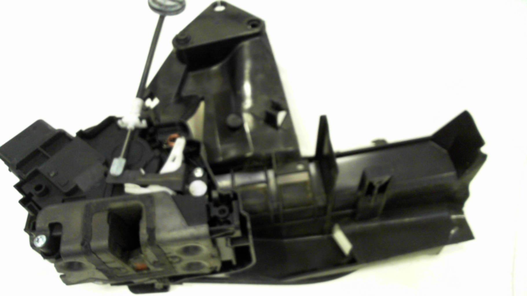 Serrure avant droit FORD FOCUS 2 PHASE 2 BREAK Diesel - 1