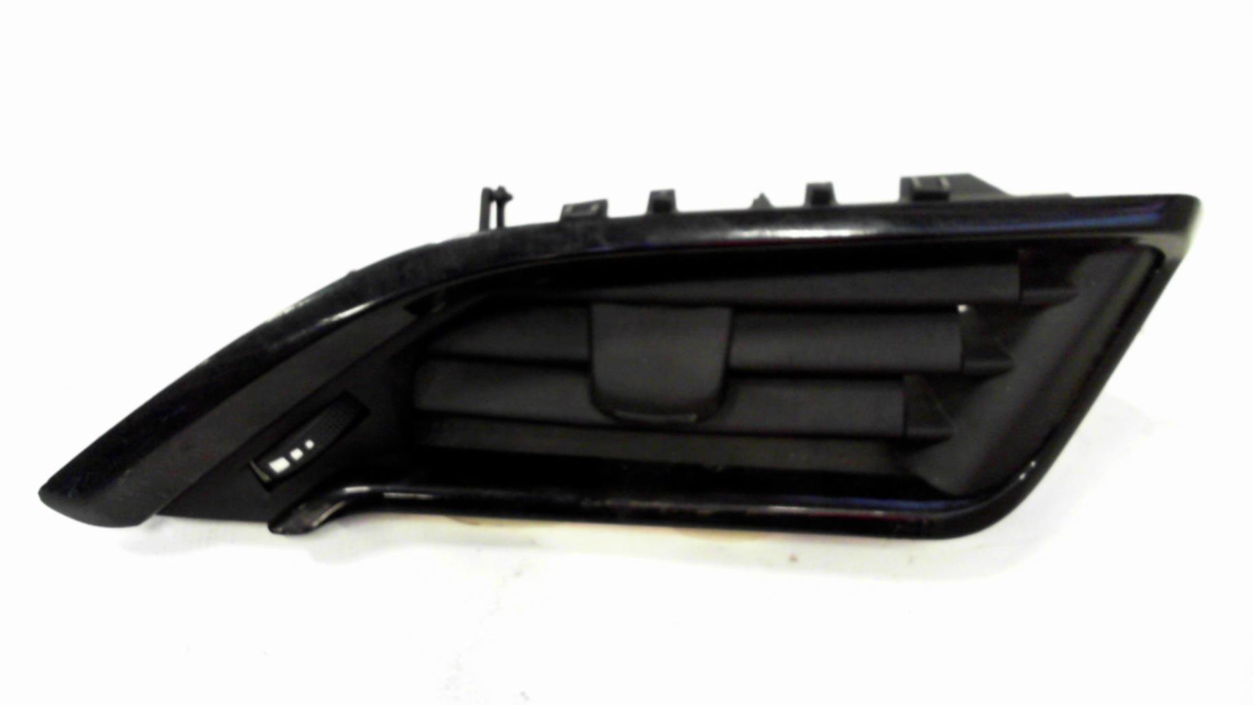 Bocchetta aerazione cruscotto anteriore destra PEUGEOT 208 1 PHASE 1 Diésel - 1