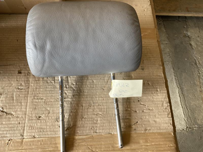 Appui tete avant BMW SERIE 5 E39 PHASE 2 Diesel - 1