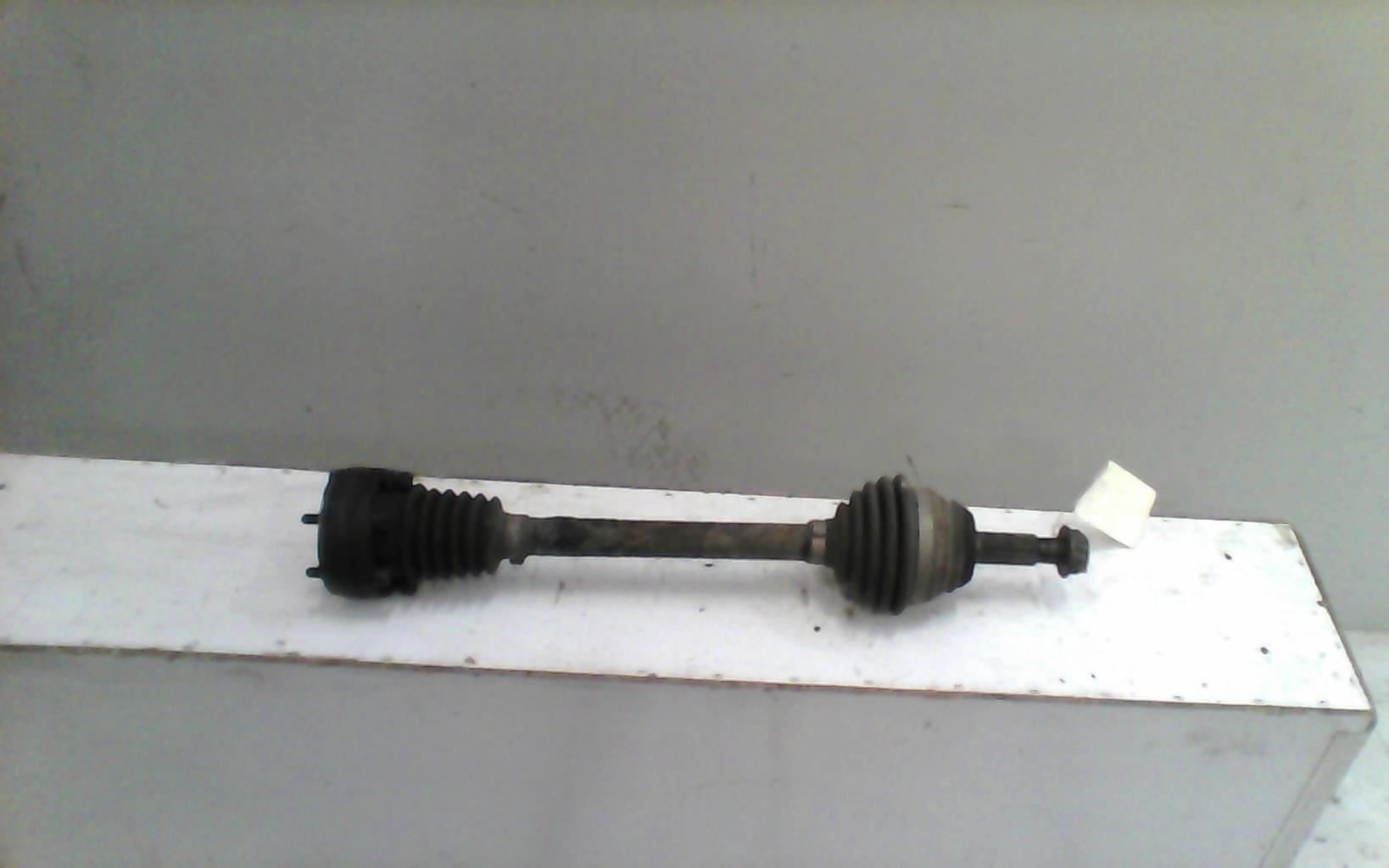 Giunto cardanico albero di trasmissione sinistro VOLKSWAGEN POLO 3 PHASE 2 Diésel - 1