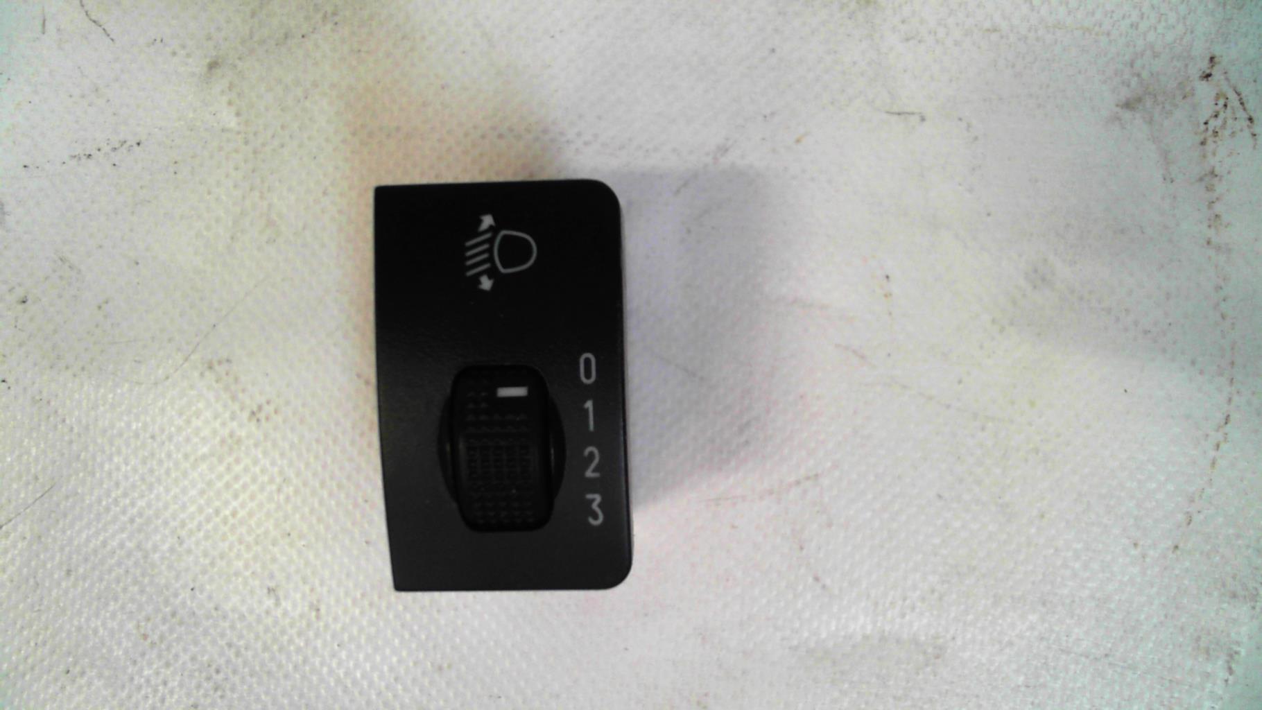 Commande de reglage hauteur de phare CHEVROLET REZZO Essence/GPL - 1