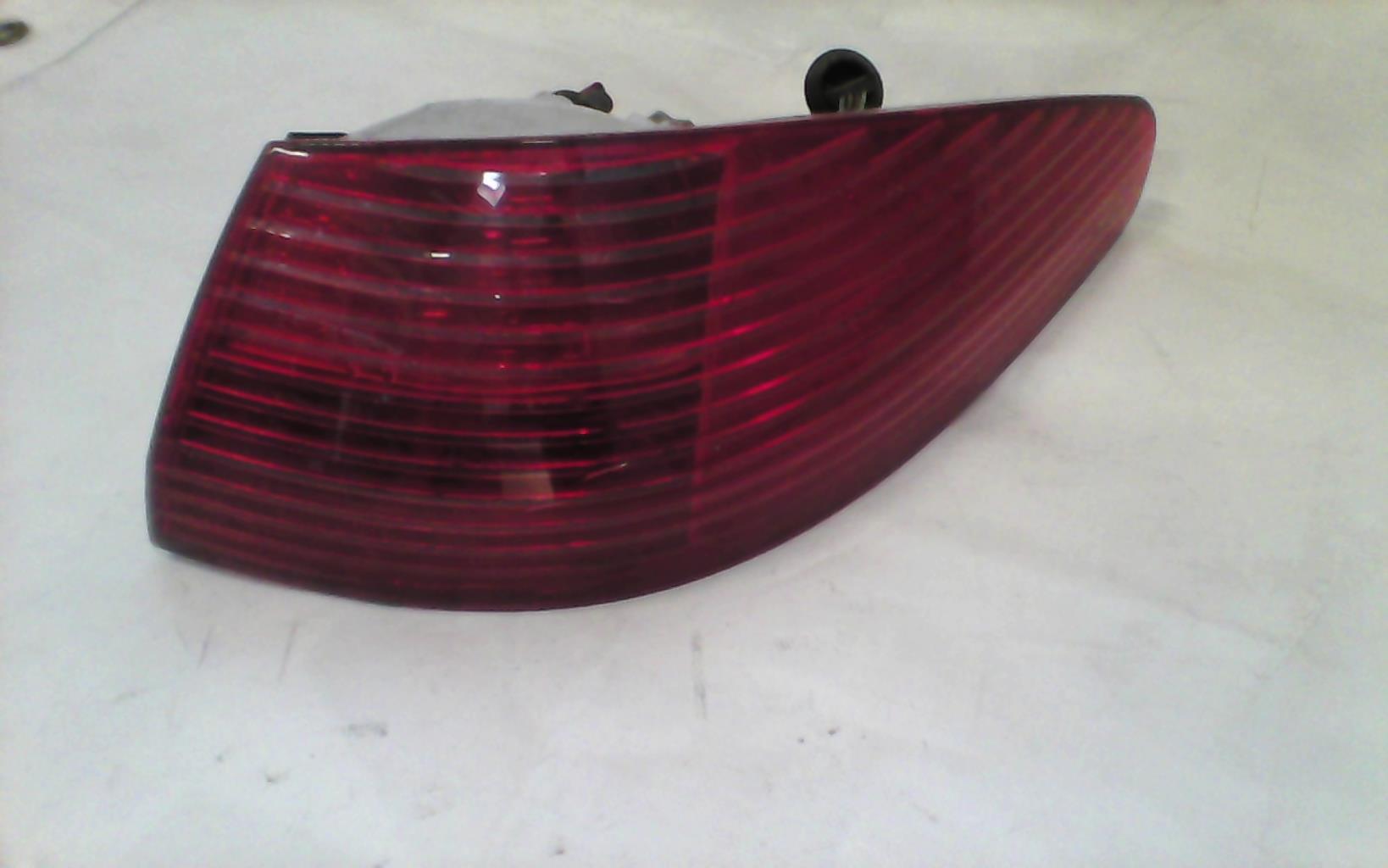 Fanale posteriore principale destro (luci) PEUGEOT 607 PHASE 1 Diésel - 1