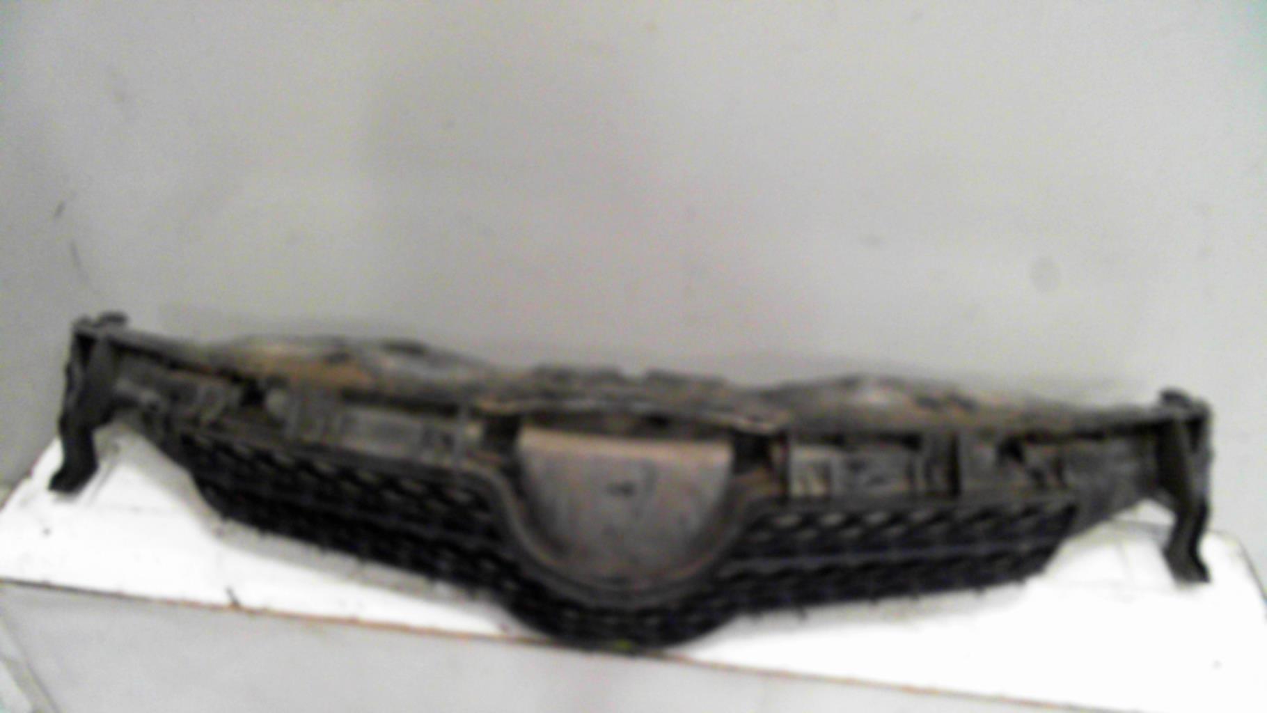 Grille de calandre TOYOTA AURIS 1 PHASE 1 Diesel - 1
