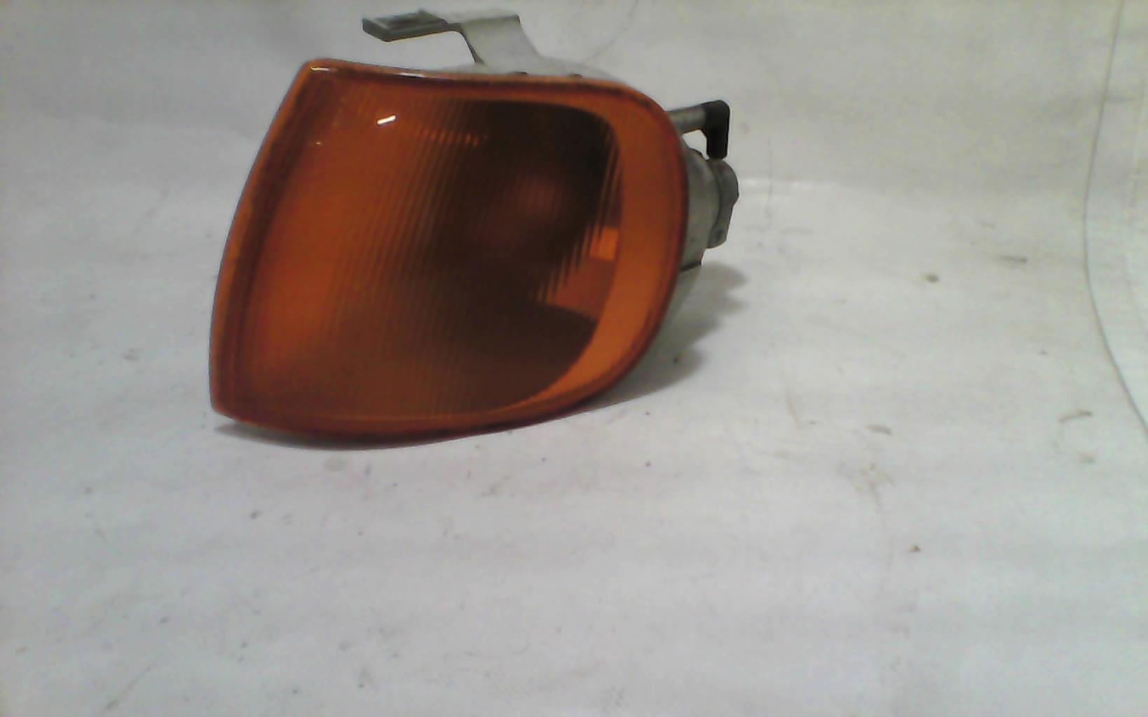 Gruppo ottico anteriore secondario sinistro (luci)(freccia) VOLKSWAGEN POLO 3 PHASE 1 Gasolina - 1