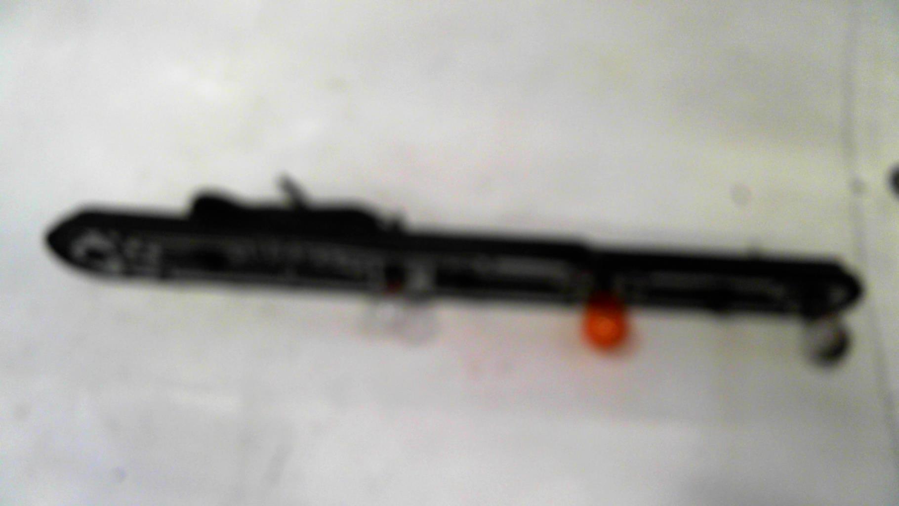 Base portalampade fanale posteriore destro FORD C-MAX 1 PHASE 1 Diésel - 1