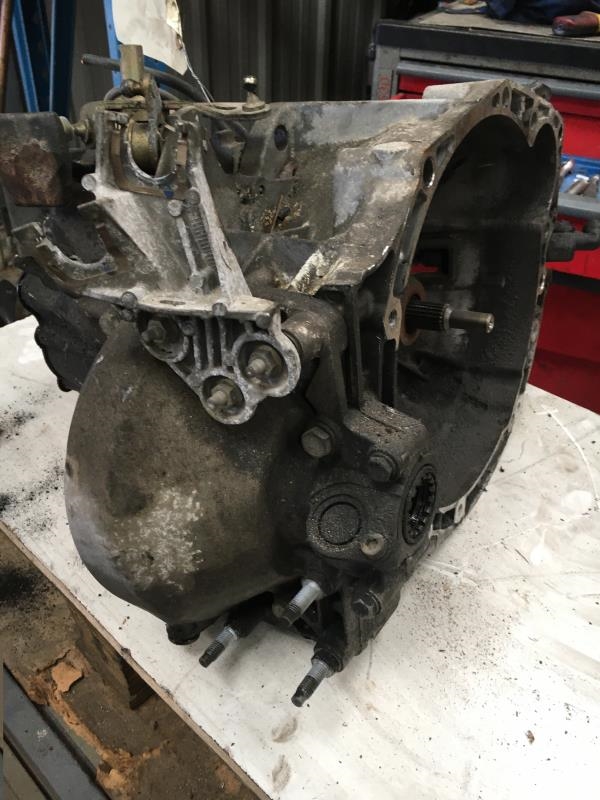 Boite de vitesses PEUGEOT 407 PHASE 1 Diesel - 1
