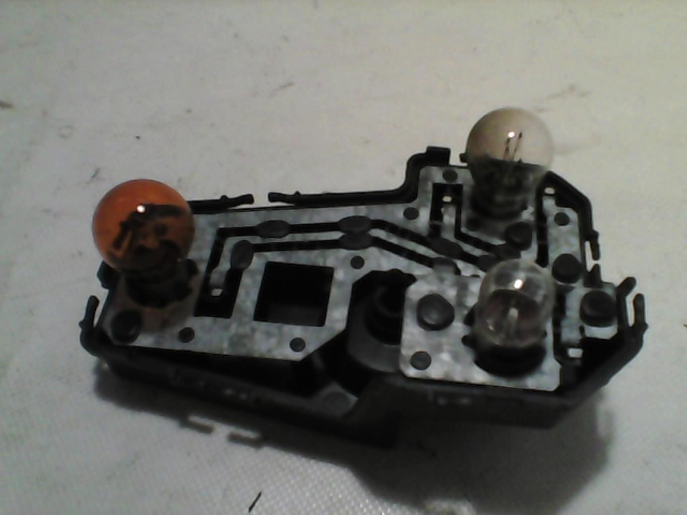 Base portalampade fanale posteriore destro FORD GALAXY 1 PHASE 1 Diésel - 1