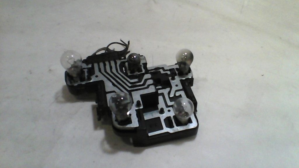 Base portalampade fanale posteriore sinistro VOLKSWAGEN GOLF 2 Gasolina - 1