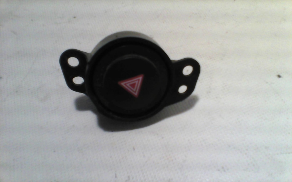 Bouton de warning CITROEN C1 2 Essence - 1