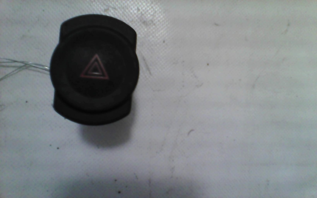 Bouton de warning DACIA SANDERO 1 GPL - 1