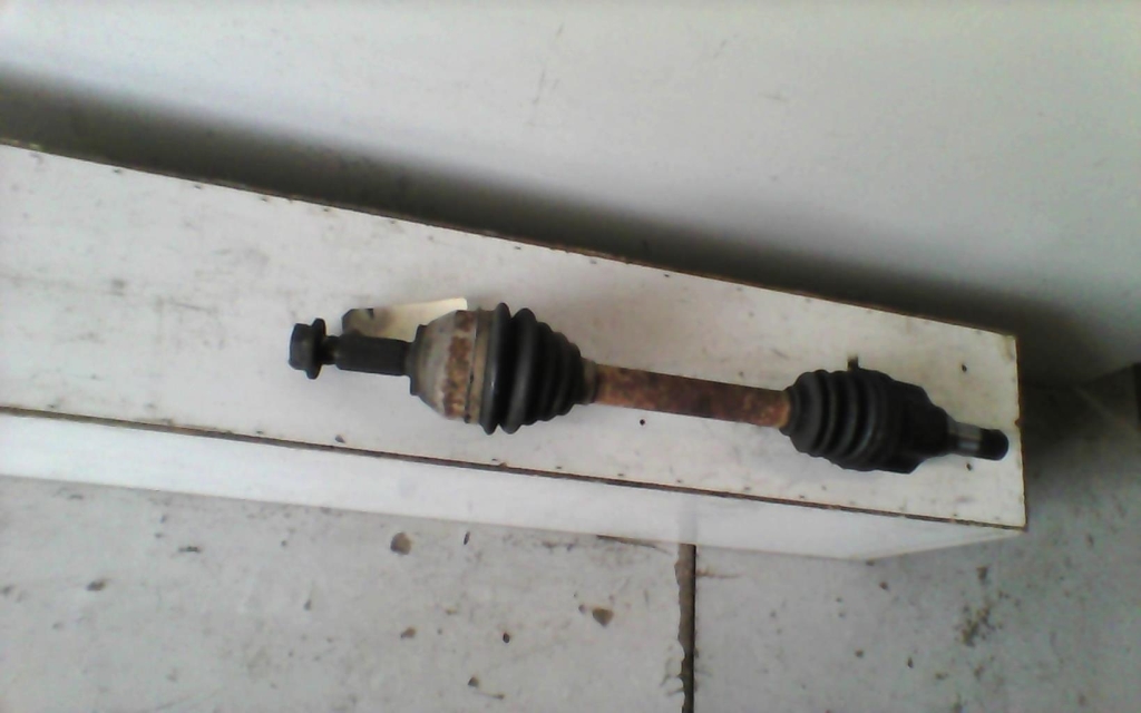 Giunto cardanico albero di trasmissione sinistro FORD FOCUS 1 BREAK Gasolina - 1