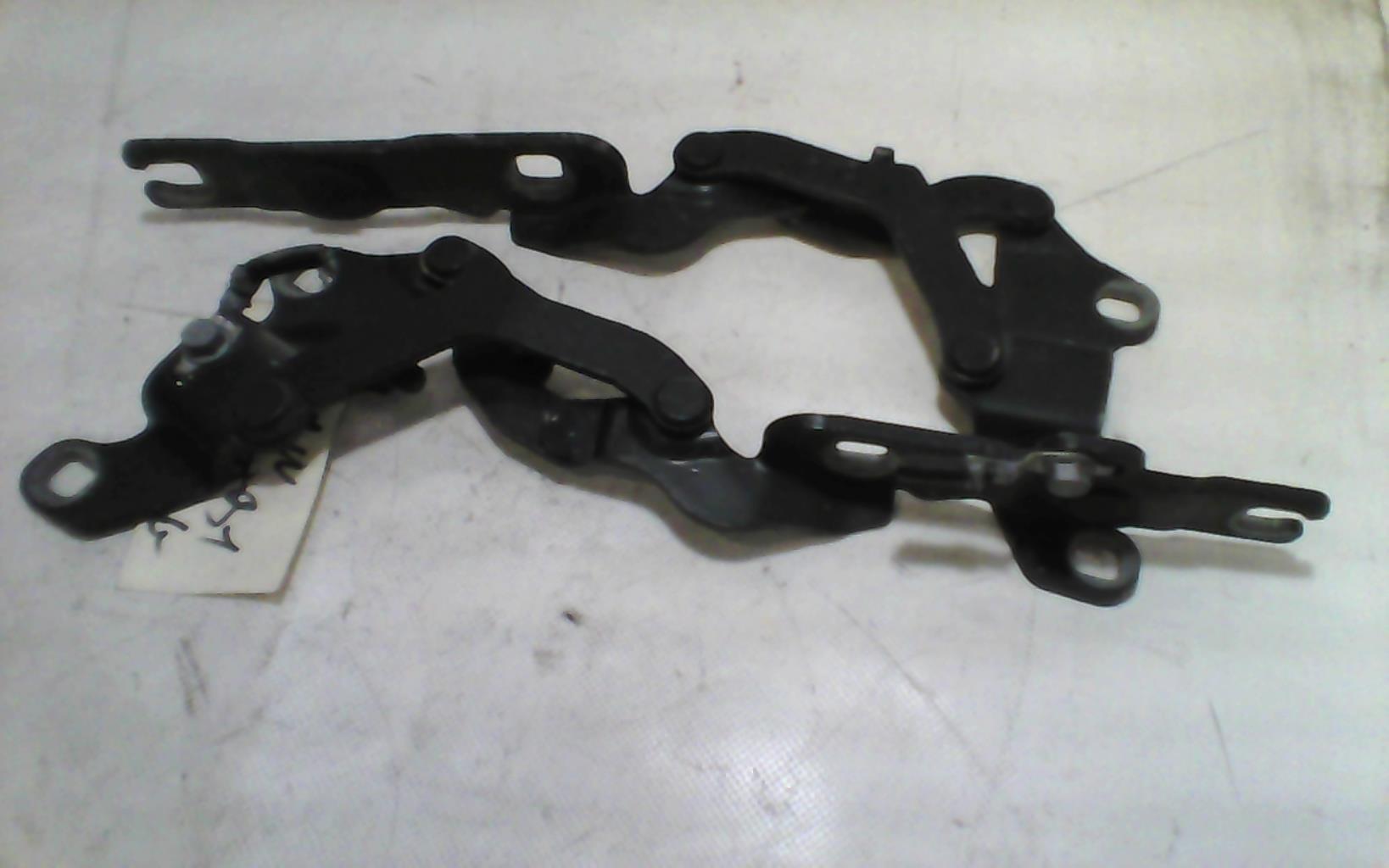Charniere de capot BMW SERIE 1 E87 PHASE 2 Diesel - 1