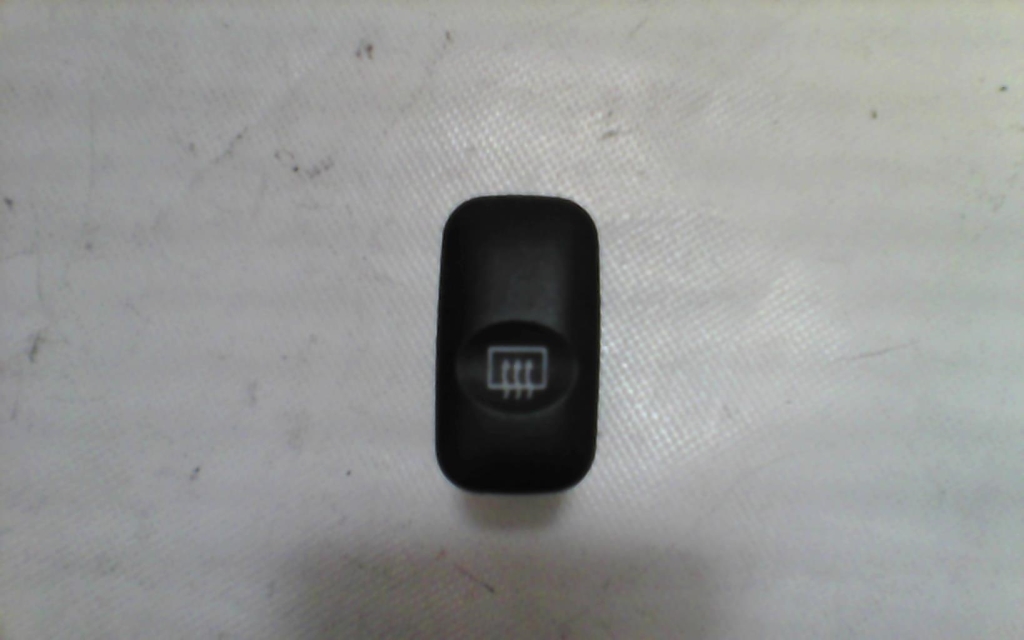 Commande degivrage lunette arriere KIA CARNIVAL 1 Diesel - 1