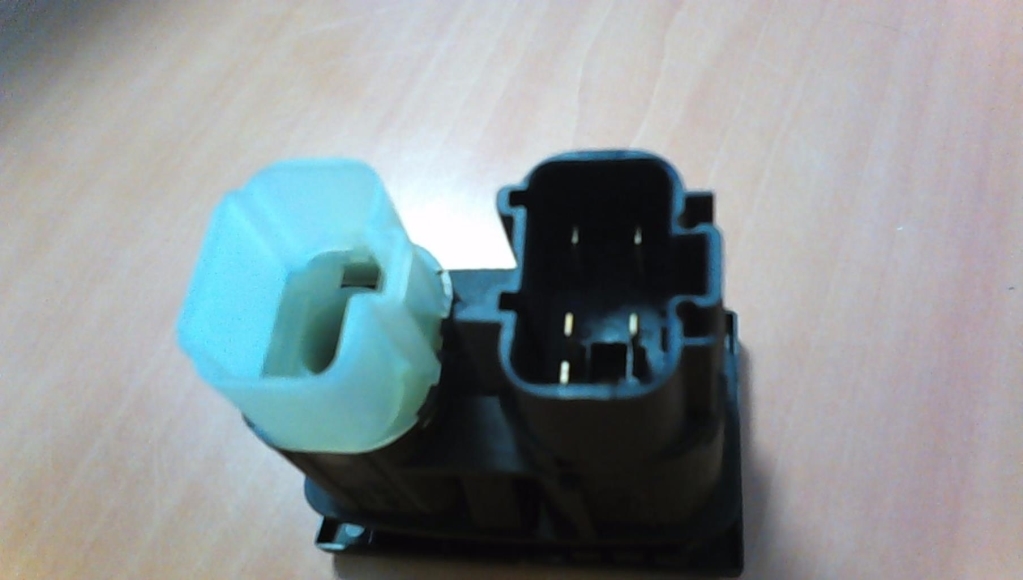 Commande degivrage lunette arriere FORD MONDEO 2 Diesel - 1