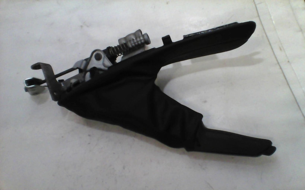 Levier frein à main BMW SERIE 1 E87 PHASE 2 Diesel - 1