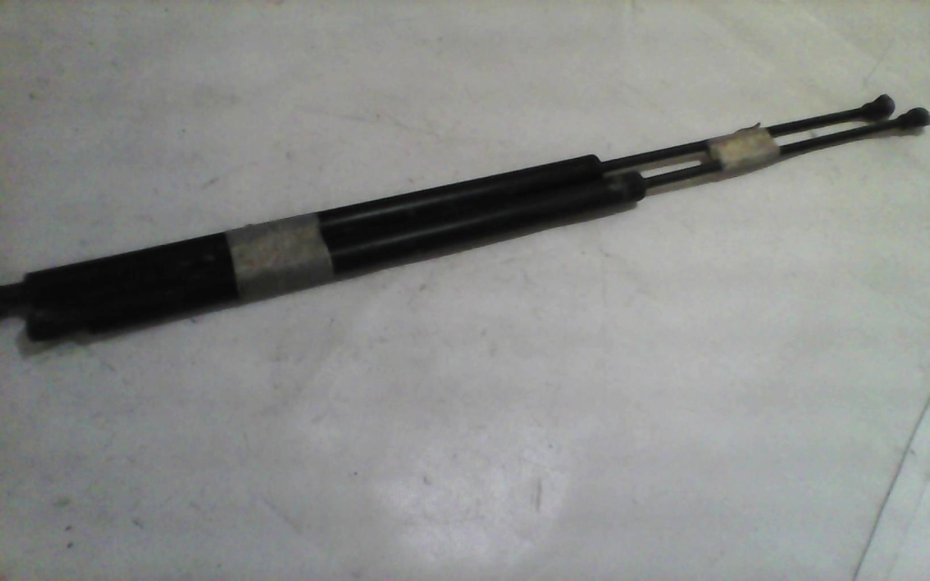 Verin de coffre CITROEN SAXO PHASE 2 Essence - 1
