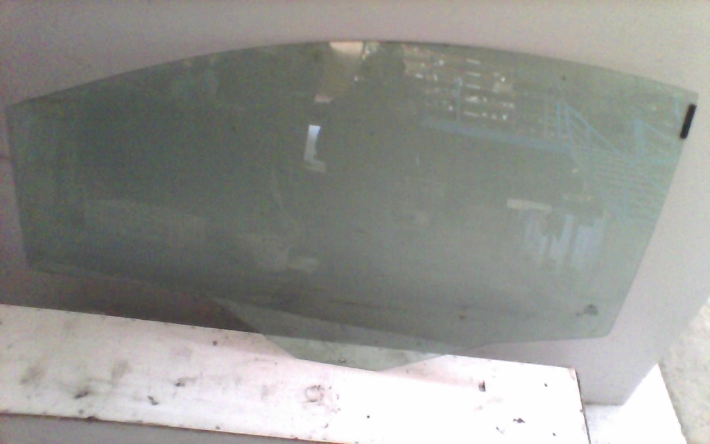 Vitre avant gauche FORD KA 2 PHASE 2 Diesel - 1
