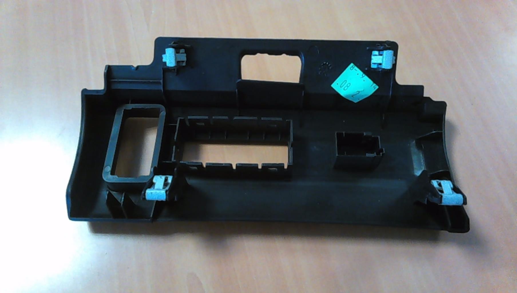 Consolle centrale (interno in plastica) PEUGEOT 308 2 PHASE 1 Diésel - 1