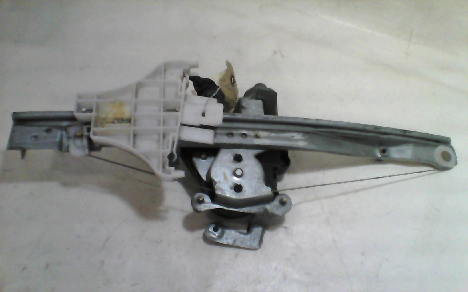 Alzacristalli elettrico posteriore destro FORD MONDEO 2 BREAK Diésel - 1
