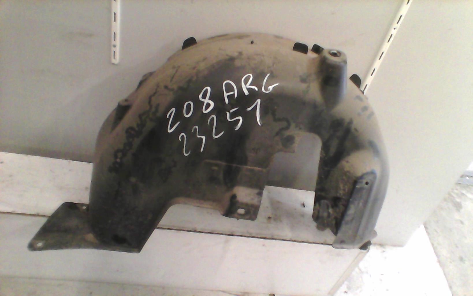 Parasale posteriore sinistro PEUGEOT 208 1 PHASE 2 Gasolina - 1