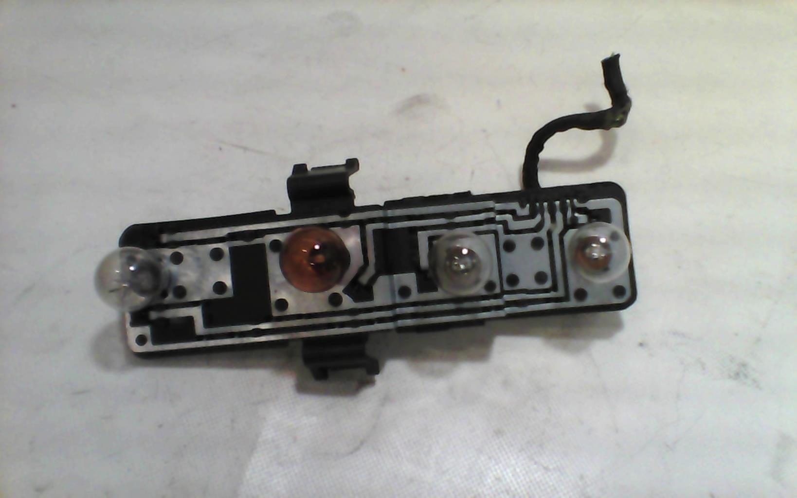Base portalampade fanale posteriore sinistro CITROEN XSARA PICASSO PHASE 1 Diésel - 1