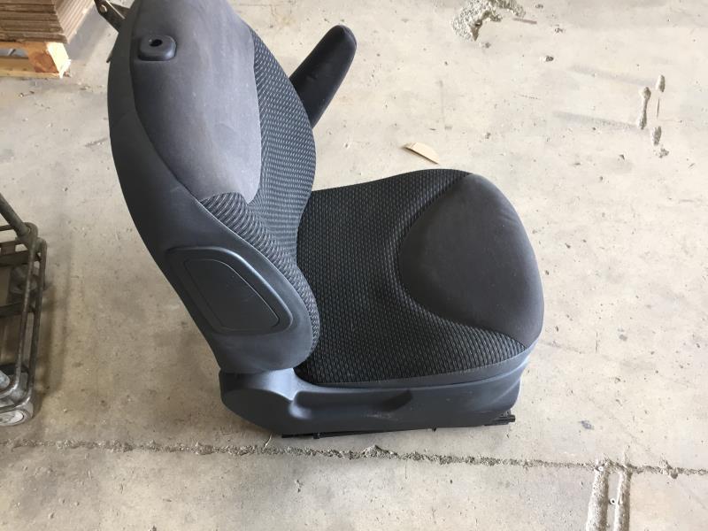 Siege avant droit CITROEN C3 1 PHASE 2 Essence - 1