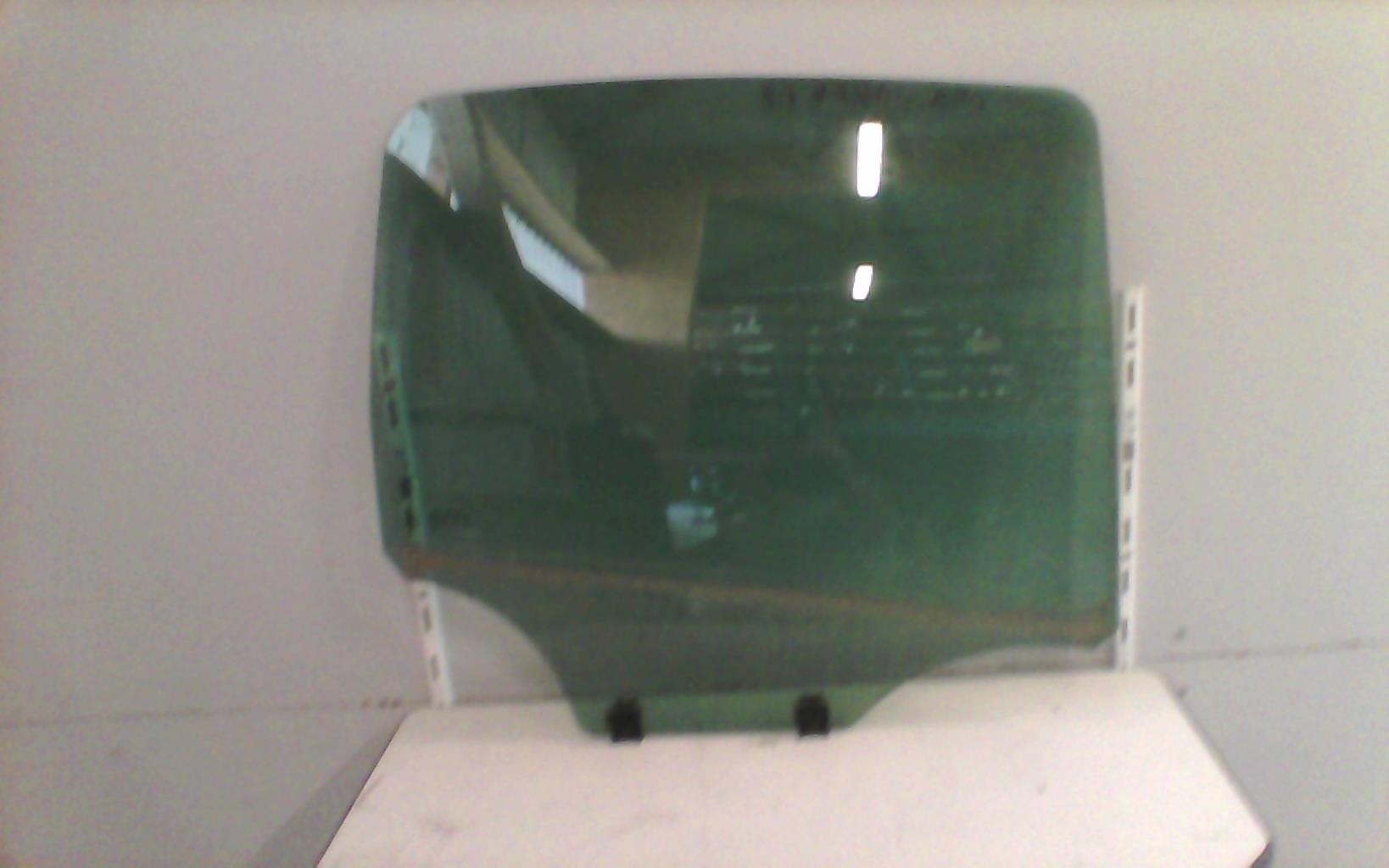 Vetro posteriore destro CITROEN C3 2 PHASE 1 Diésel - 1