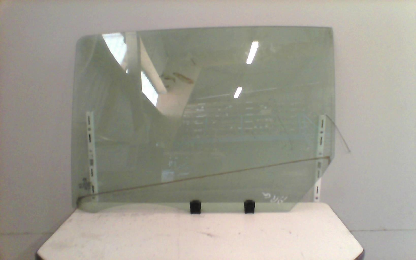 Vetro posteriore sinistro PEUGEOT 308 2 PHASE 1 Diésel - 1